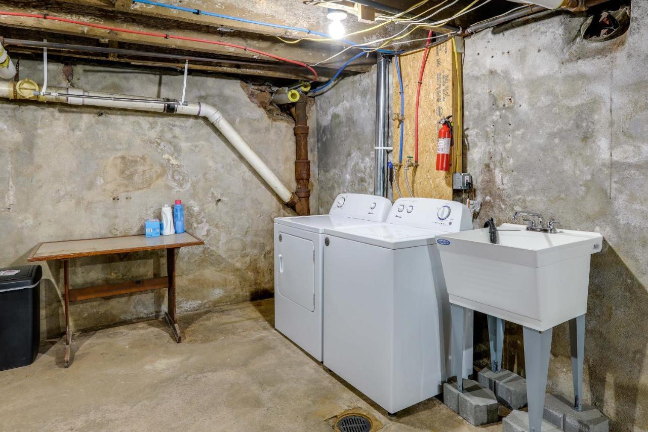 Apartment Darling Pennsylvania Vacation With Porch! *